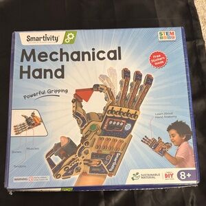 NEW Smartivity Mechanical Hand STEM Kit